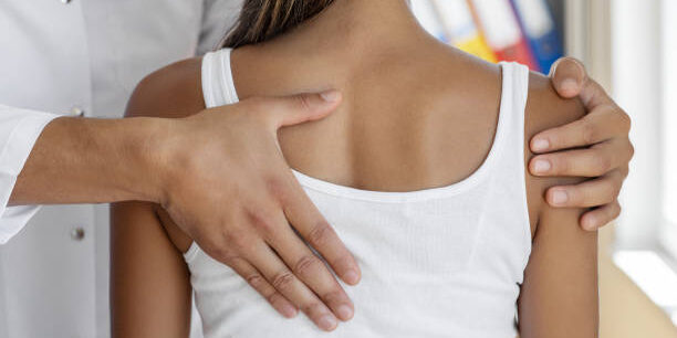 does chiropractic care reduce scoliosis curve progression